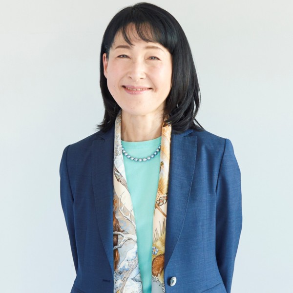 プロフィール